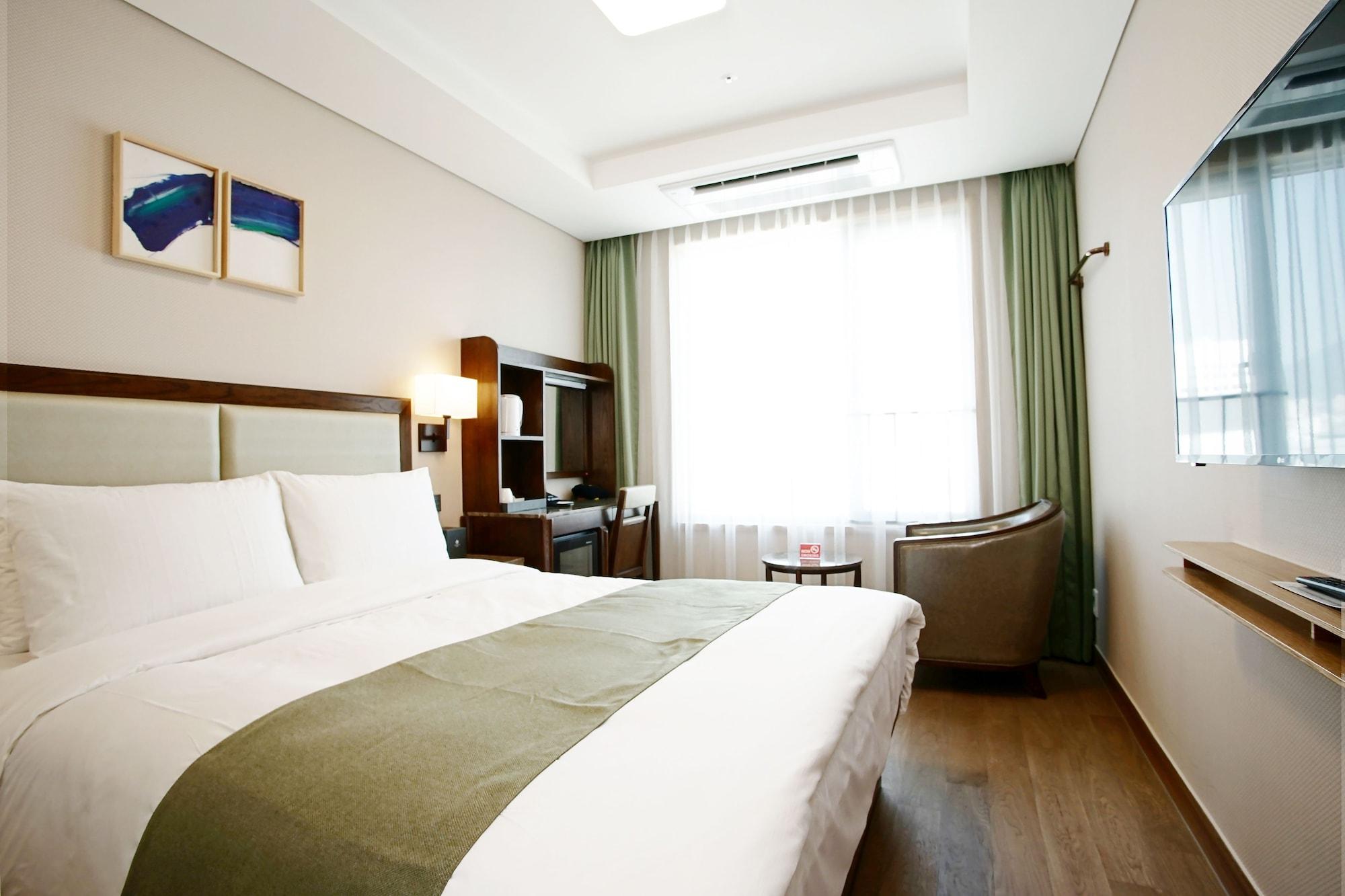 Stanford Hotel Busan Exterior foto