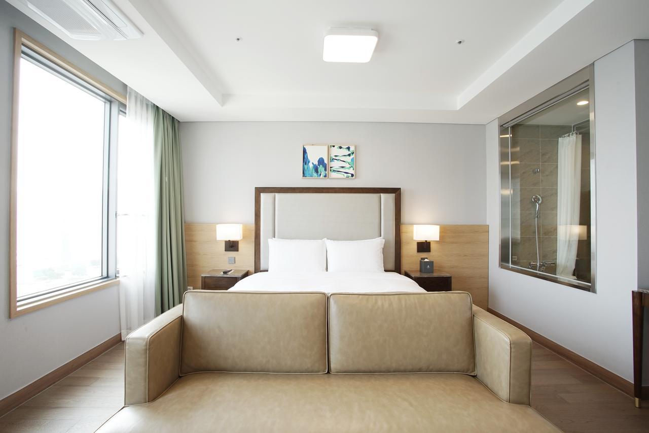 Stanford Hotel Busan Exterior foto