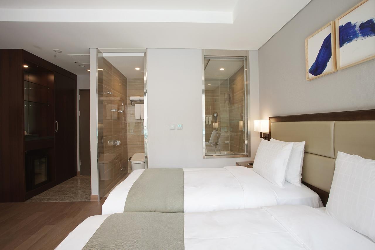 Stanford Hotel Busan Exterior foto
